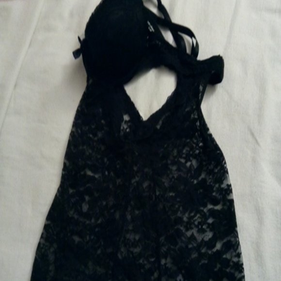 Lingerie - Picture 3 of 6